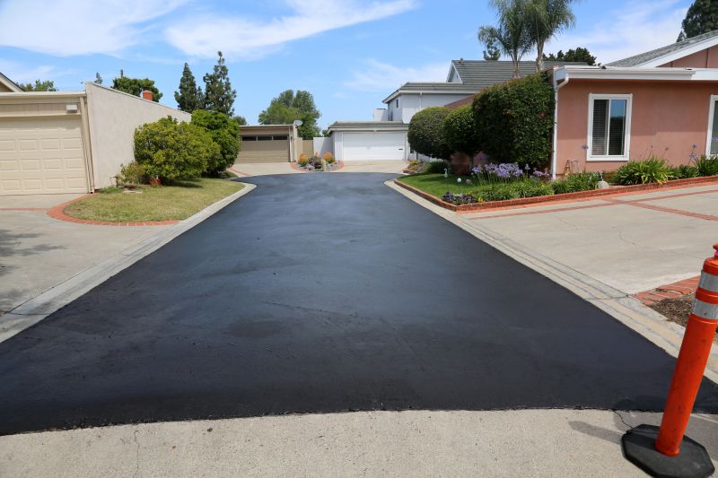Residential Blacktop Sealing in Tampa, FL