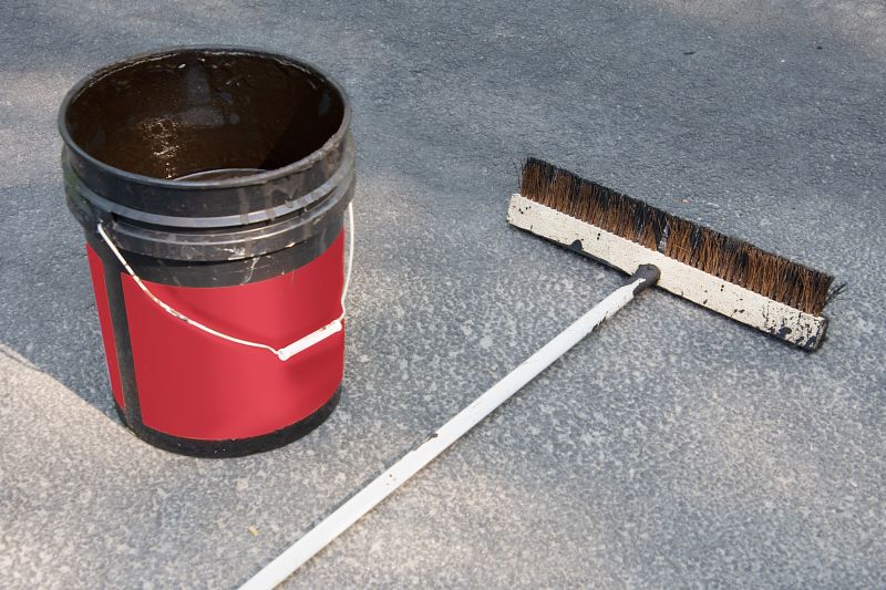 Tar Driveway Sealing in Sarasota, FL
